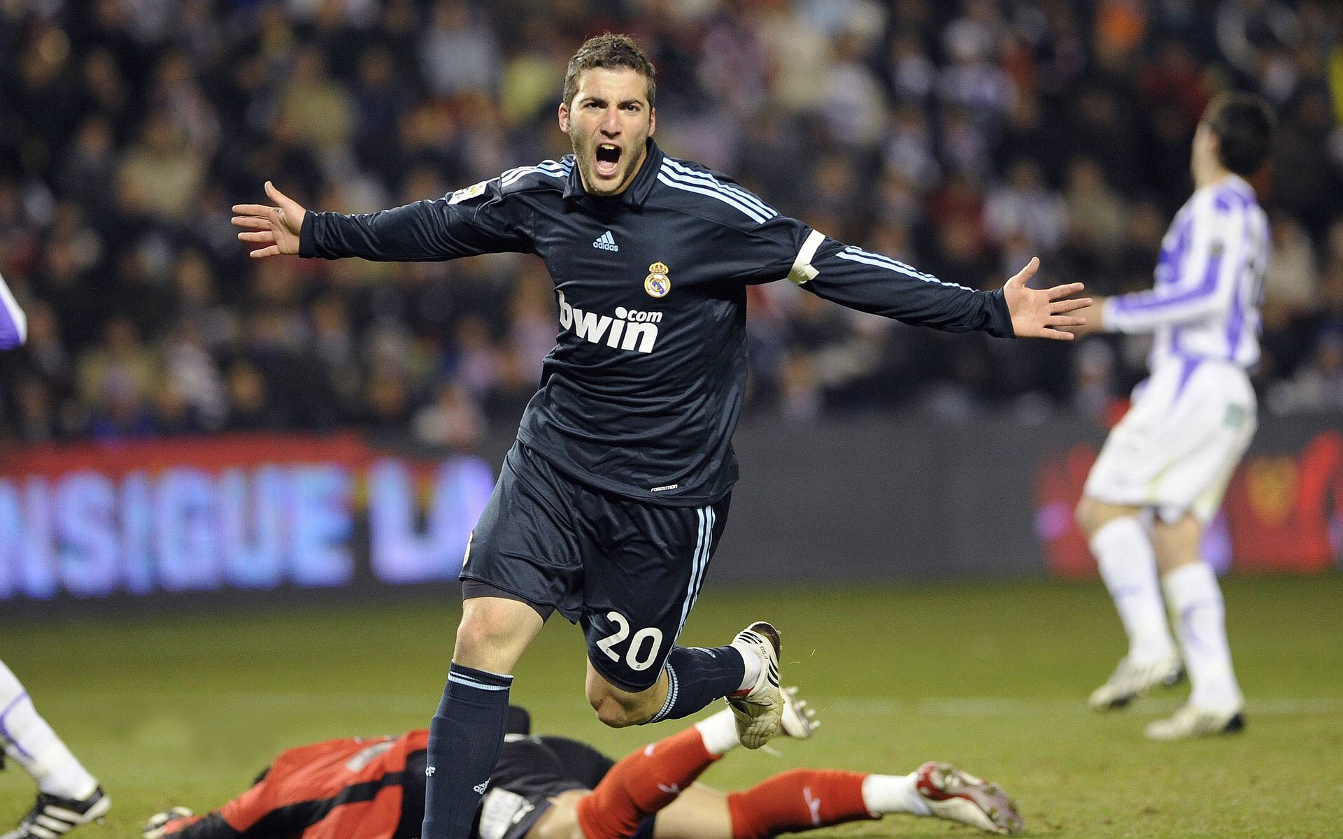 双城记，孟菲斯的坚韧与新奥尔良的锋芒