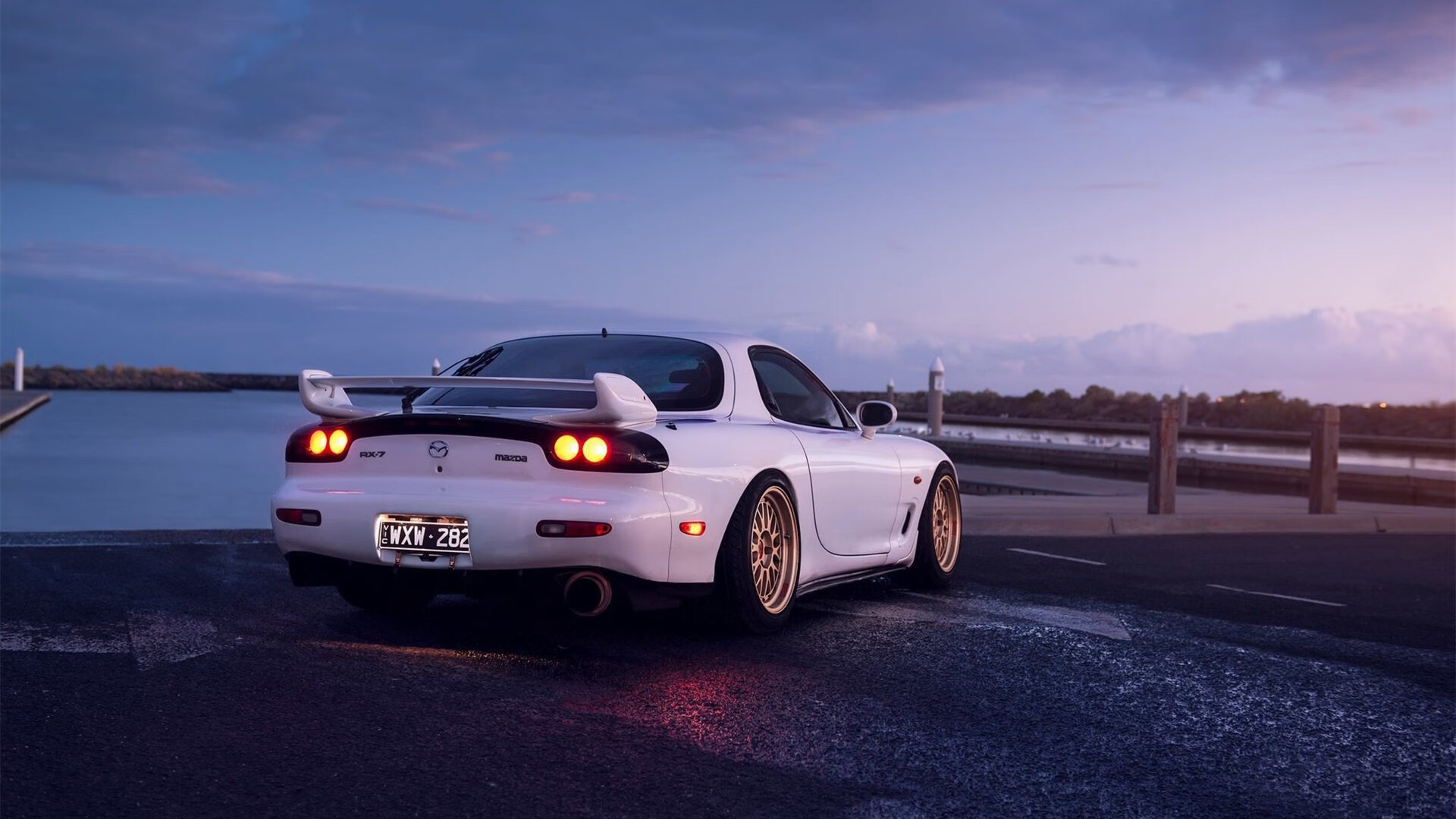 弦与鼓的较量，欧冠决赛夜，波兰铁骑以精密节奏驯服塞内加尔野性风暴